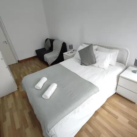 Guest house Theorynomadrooms Al Lisboa-Republica *