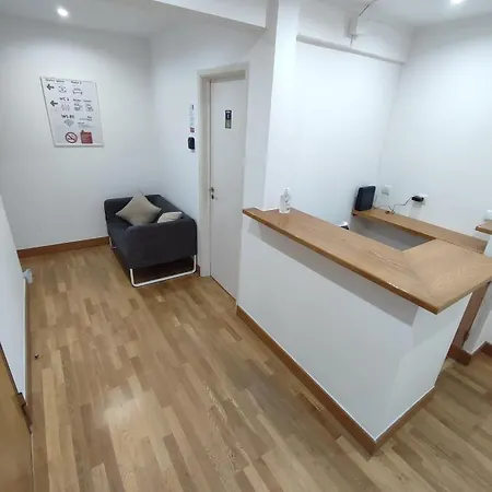 Theorynomadrooms Al Lisboa-Republica Lisbon