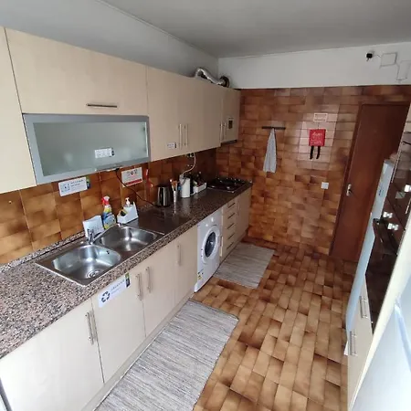 Theorynomadrooms Al Lisboa-Republica Guest house *