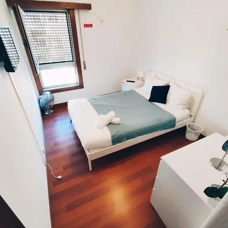 Maison d'hôtes Theorynomadrooms Al Lisboa-Republica Lisboa