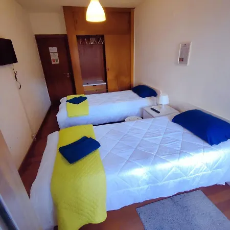Theorynomadrooms Al Lisboa-Republica ゲストハウス *